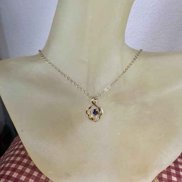 NWOT 18K Real Gold Sapphire and Diamond Pendant + a gold tone chain - Picture 2 of 6
